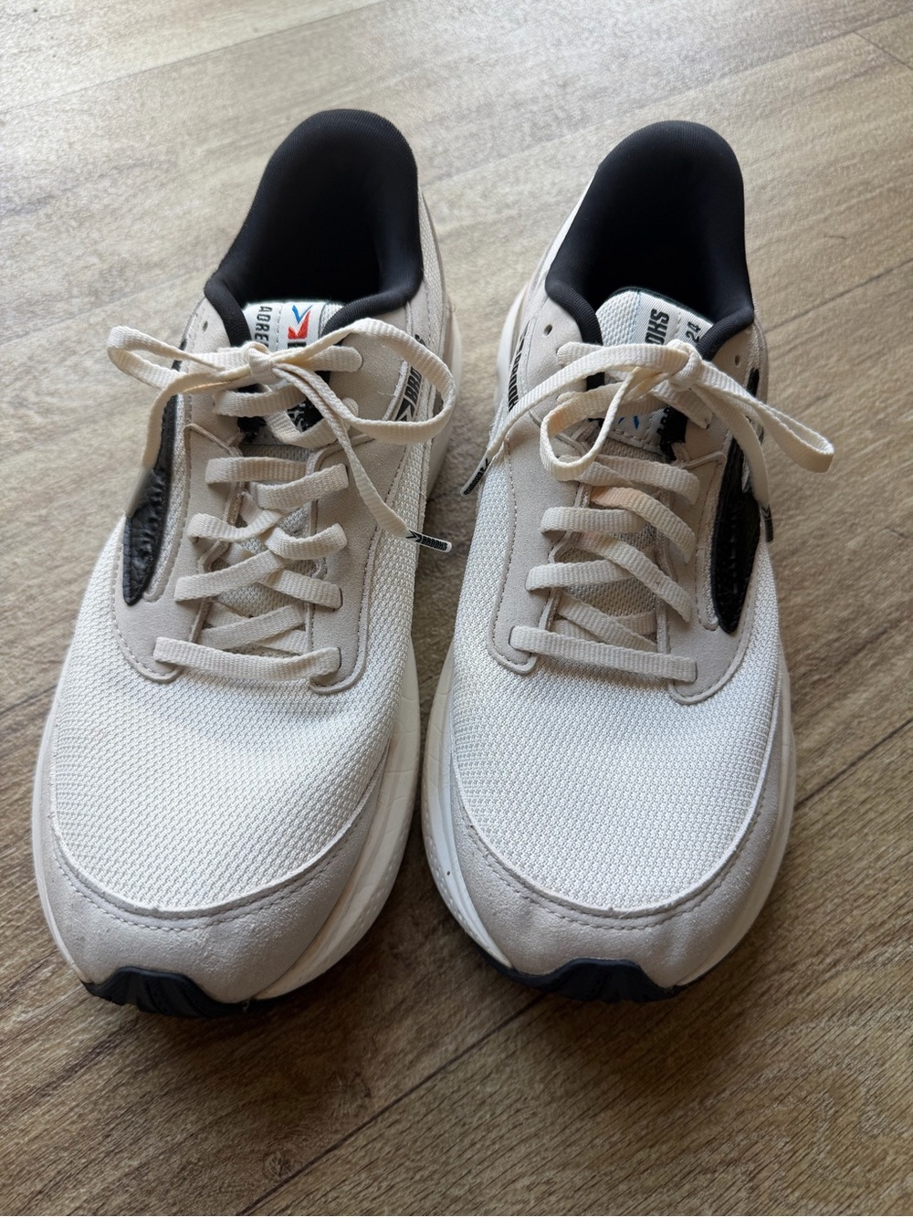 Brooks Adrenaline GTS 24 Women’s Running Shoes White Black Size 10